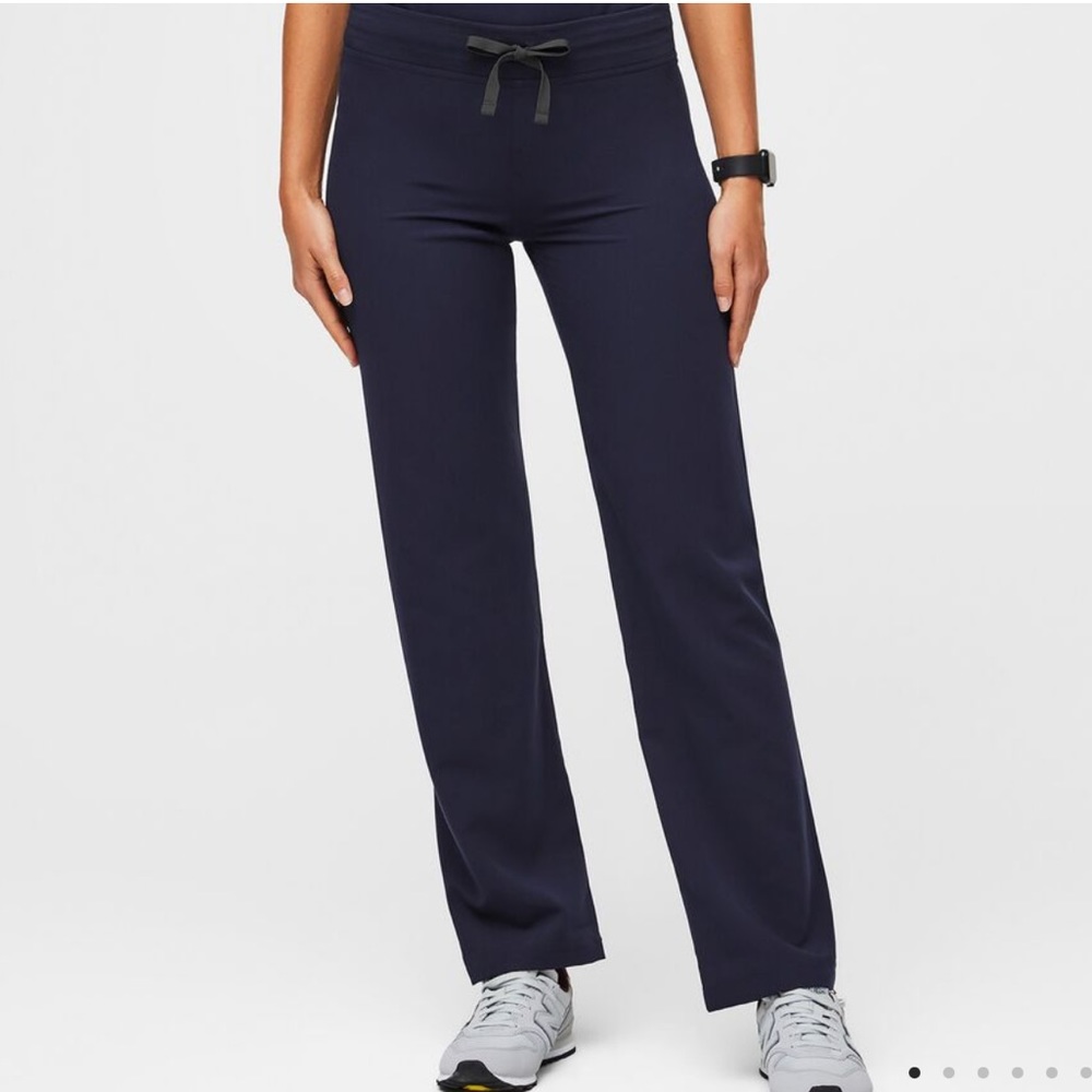 Figs Livingston Basic Scrub Pants in navy